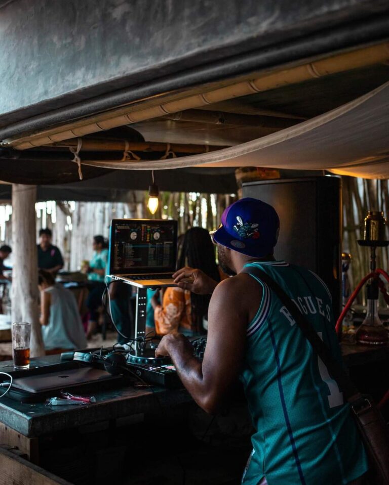 WhatsApp Image 2022 03 01 at 5.31.27 PM 768x959